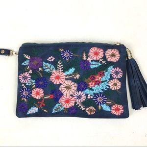 [Madison West]✨NWT✨Embroidered Chain Shoulder Bag